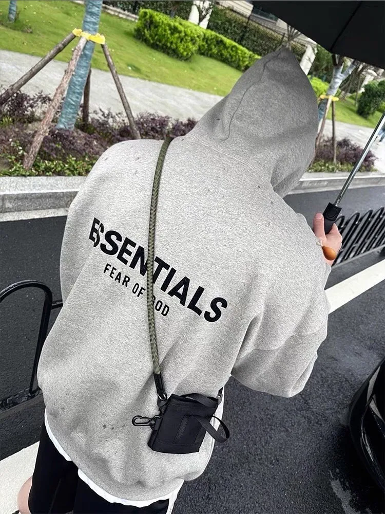 🎀Hot Sale 🎀118 【 043/ 】 FEAR OF GOD ESSENTIALS FOG Same Style New Arrival LOGO ， Hot Sale Hot Sale， ！ FOG ， ！ Versatile ！ ESSENTIALS FEAR OF GOD savdni 3000W ， ， 。【 LOGO FEAR A ，A ， 】 ， ， ， 。 ： Black Size：XS-XL